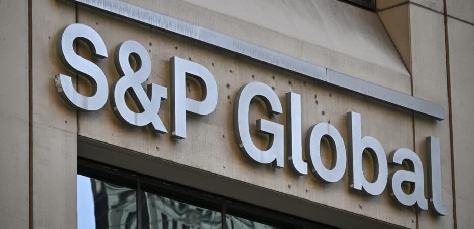 Calificadora S&P Global mejora la nota de Costa Rica a ‘BB’ por resultados fiscales y dinamismo exportador