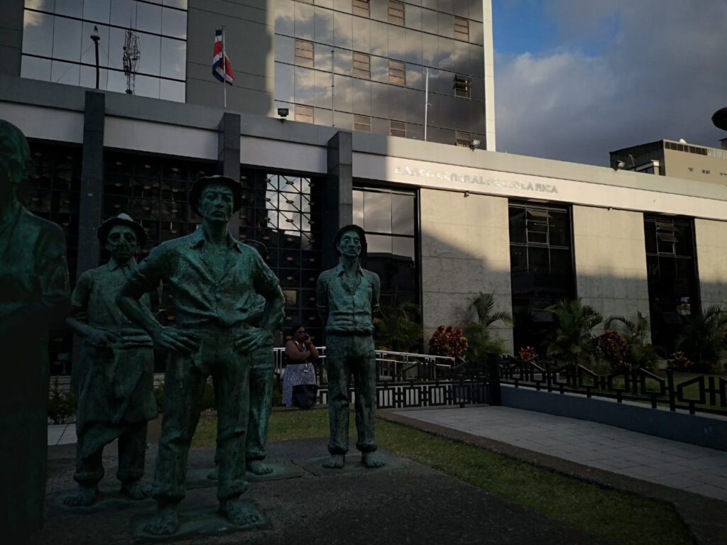 Banco Central ajusta al alza proyección de crecimiento económico del país